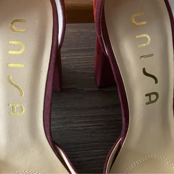 Chunky Heel Ankle Strapped Shoes - Unisa. New without shoe box. No tags. - Picture 3 of 11